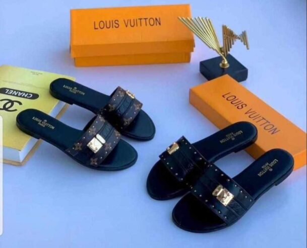 Louis Vuitton Slippers